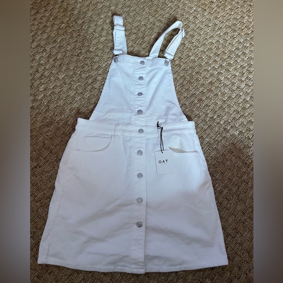 🌈NWT Oat Women's Corduroy Overall Jumper Dress White Size 8 - Picture 2 of 7